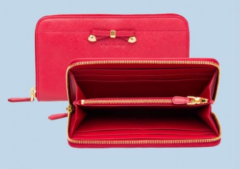 Regali San Valentino 2012 per lei: accessori Prada - The house of blog  
