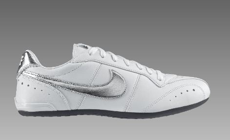 scarpe nike 2011 Catalogo e prezzi scarpe donna Nike: running, calcio, danza 2011