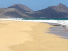 Spiaggia di Porto Santo 220x164 - Vacanze a Porto Santo in Portogallo: tra mare e natura Spiaggia di Porto Santo Spiaggia di Porto Santo 220x164 - Vacanze a Porto Santo in Portogallo: tra mare e natura