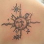 Tatuaggio sole luna e stella