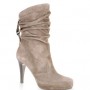 Stivaletto con gambale arricciato