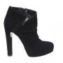 Tronchetto tacco alto con plateau Bata inverno 2012 Euro 89