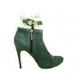Stivaletto con dettagli in pelliccia Cesare Paciotti inverno 2012