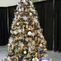 Albero di Natale 2011 con colori bianco e blu