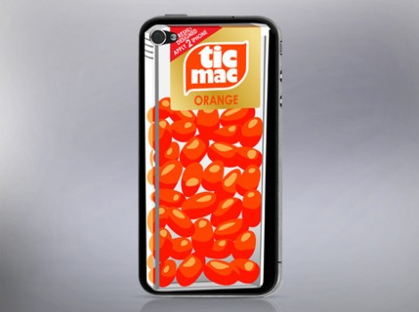 skin cover iphone 4s 470x350 - 5 cover adesive molto creative per il vostro iPhone