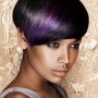 Capelli neri con meches viola