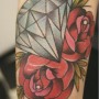 Foto Tatuaggio diamante con rose