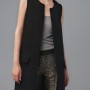 Pantaloni stampati e gilet lungo Zara