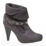 Ankle boots Bata con borchie prezzo euro 39 99
