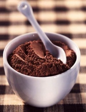 Tre ricette di scrub viso fai da te con il cacao