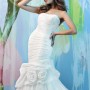 Vestito da sposa 2013 Pignatelli con decori floreali