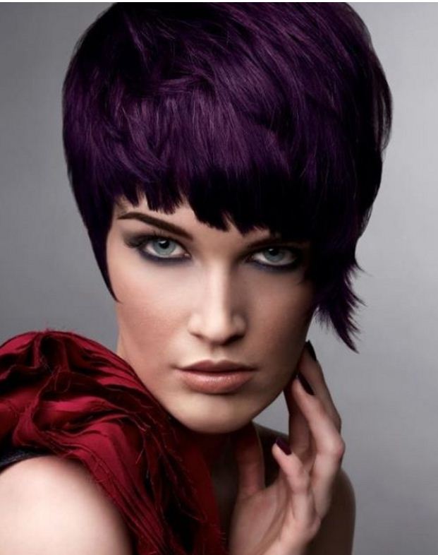Taglio Capelli Corti Asimmetrici Color Prugna 2013