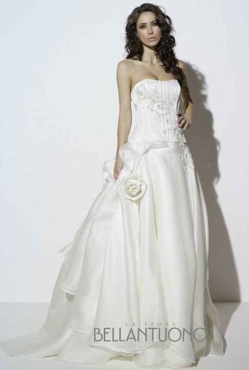 Abiti da sposa 2013 collezione Bellantuono