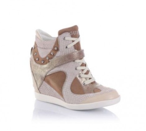 Sneakers con zeppa interna Guess primavera estate 2013