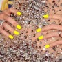 Colori neon per la nail art primavera estate 2013