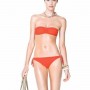 Costume con reggiseno a fascia Benetton catalogo mare estate 2013