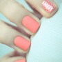 Nail art rosa corallo per la primavera estate 2013