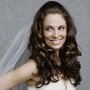 Acconciatura sposa con capelli lunghi e ricci