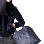 Giacca con pelliccia pantaloni damascati e borsa Sisley