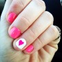 Facile nail art per San Valentino Fai da te
