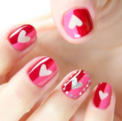 Immagini Decorazioni Unghie per San Valentino