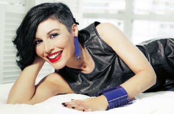 Taglio di capelli sidecut lungo per Giusy Ferreri Festival Sanremo 2014