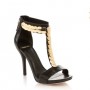 Sandalo Guess con dettagli metallici estate 2014 prezzo 270 euro