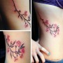 Tatuaggio Ramo di ciliegio sul fianco