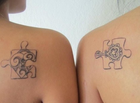 Tatuaggio di coppia Puzzle con chiave e lucchetto