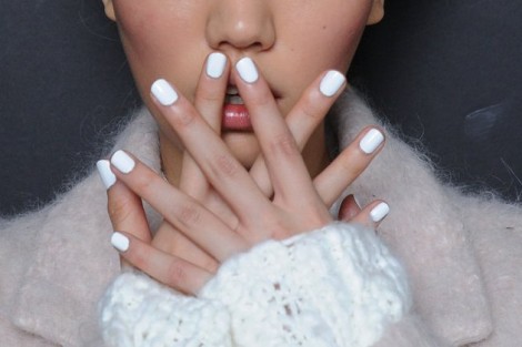 Nail art Bianche tendenza moda inverno 2014 2015