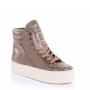 Sneakers Guess con suola platform prezzo 110 euro
