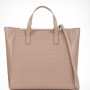 Shopper in pelle con stampa logo Coccinelle prezzo 250 euro