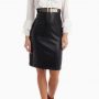 Abito Rinascimento inverno 2016 2017 con gonna in ecopelle nera e top a camicia bianca prezzo 99 euro