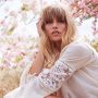 Immagine Taglio capelli mossi con frangia primavera estate 2017