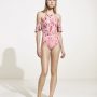 Costume da bagno intero con spalle scoperte e volant Oysho 2017