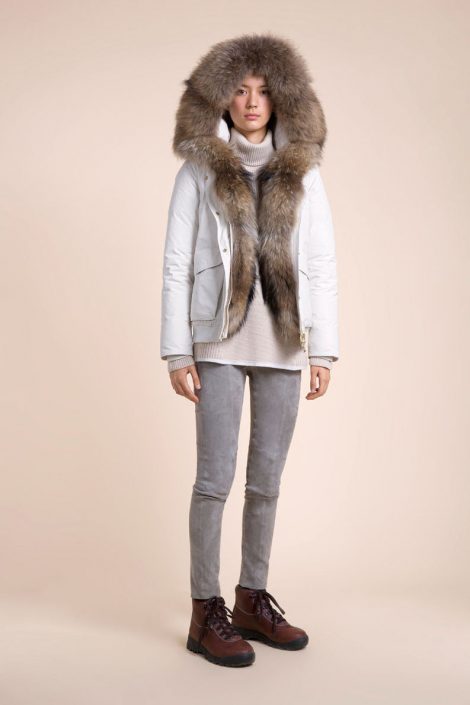 Nuovo Bomber military Woolrich donna inverno 2018 prezzo 900 euro