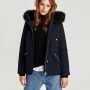 Parka blu Zara con cappuccio ecopelliccia prezzo 79 95 euro