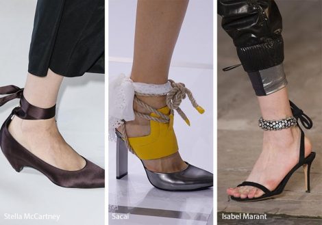 Sandali allacciati alla caviglia moda estate 2018 470x329 - 20 Tendenze Moda Scarpe e Sandali Estate 2018 Sandali allacciati alla caviglia moda estate 2018