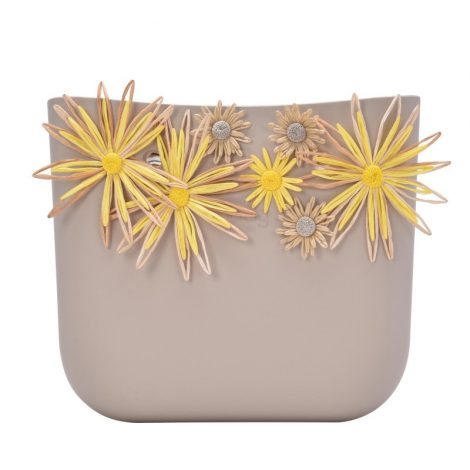 Nuova scocca borsa O Bag estate 2018 con fiori in rafia colore Sabbia