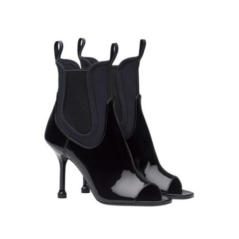 Nuovi tronchetti Prada open toe collezione autunno inverno 2018 2019 prezzo 850 euro 470x470 - Prada Stivali e Stivaletti inverno 2018 2019