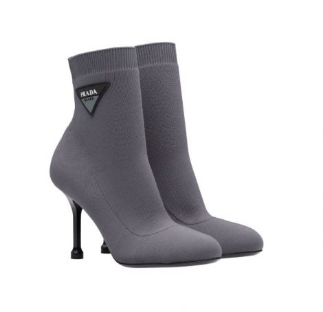 Stivaletti a calza in tessuto Prada collezione autunno inverno 2018 2019 prezzo 750 euro 470x454 - Prada Stivali e Stivaletti inverno 2018 2019