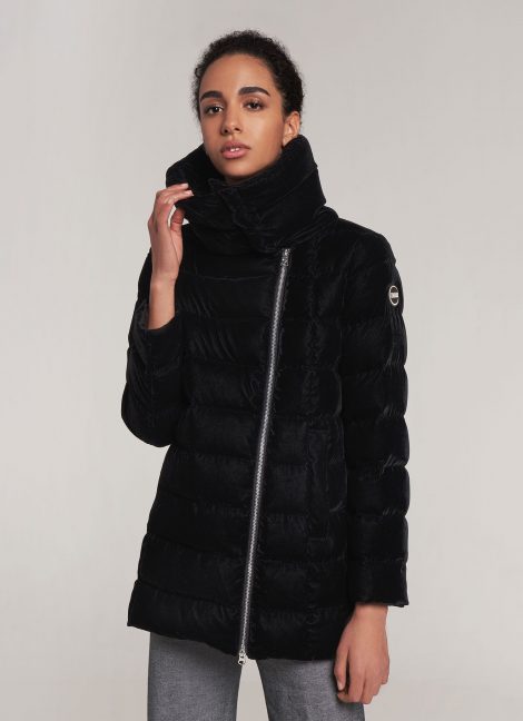 Piumino in velluto donna Colmar inverno 2019 prezzo 539 euro 470x648 - COLMAR Piumini Donna Collezione Inverno 2019