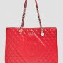 Shopping bag effetto trapuntato GUESS primavera estate 2019 prezzo 149 euro