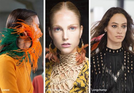 Tendenza gioielli primavera estate 2019 bijoux con piume 470x326 - 20 Tendenze Gioielli e Accessori Primavera Estate 2019