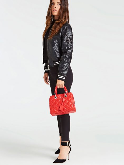 Borsa a mano in pelle trapuntata Guess modello Kiki Luxe collezione primavera estate 2020 470x627 - Borse Guess in pelle primavera estate 2020