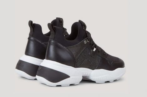 Nuove Hogan Donna Interaction nere collezione primavera estate 2020 470x313 - Nuove Sneakers HOGAN Donna Primavera Estate 2020