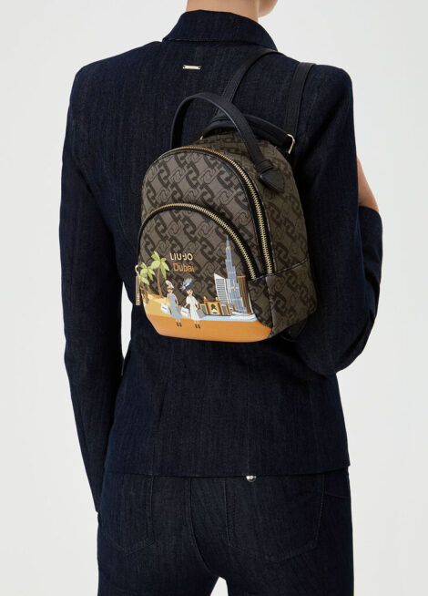Zainetto Liu Jo collezione autunno inverno 2020 2021 Dubai 470x654 - Borse Liu Jo autunno inverno 2020 2021 con Città