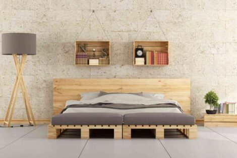 Mobili fai da te con i bancali di legno 470x313 - Bancali di pallet di spedizione: un materiale perfetto per la casa fai-da-te