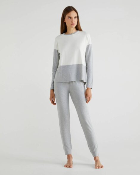Pigiama Benetton color block 470x588 - Benetton Pigiami Inverno 2020 2021 Uomo e Donna