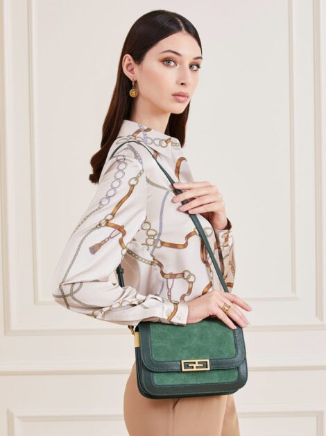 Borsa a tracolla in pelle Guess modello Thea 470x627 - Nuove Borse Guess in Pelle Inverno 2021 2022
